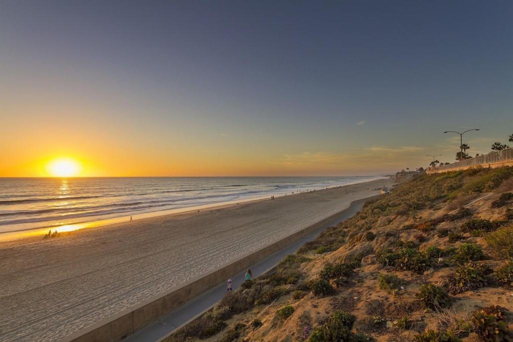 Ocean View From Private Patio, Steps To Beach, Parking Apartment Carlsbad Exterior photo